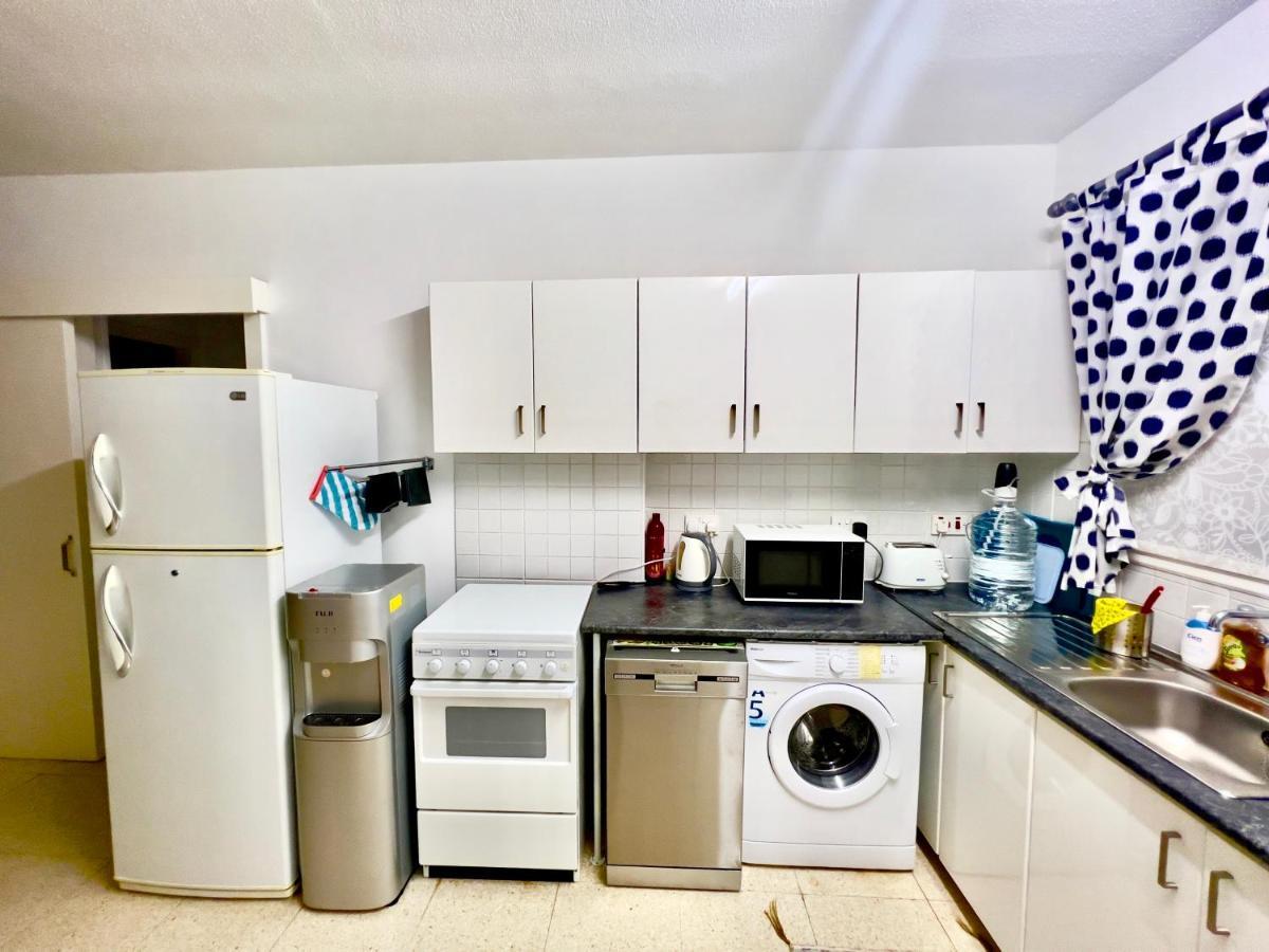 Taniandres Apartments 帕拉利米尼 外观 照片